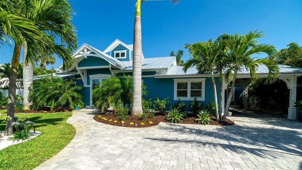 403 75TH STREET, HOLMES BEACH, FL 34217