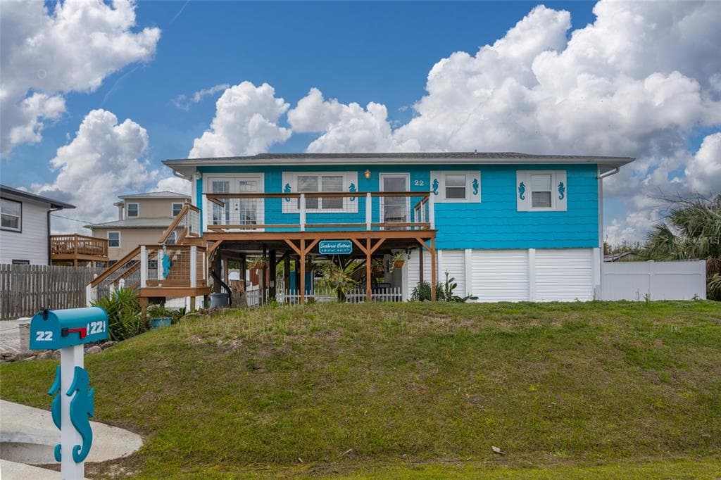 22 ATLANTIC DRIVE, PALM COAST, FL 32137