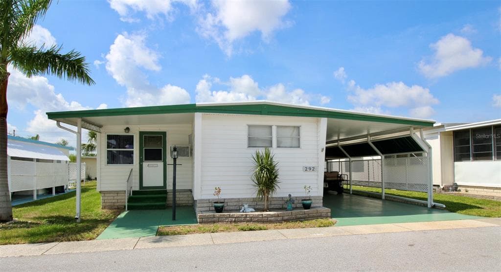 82292 2ND AVENUE N # 292, PINELLAS PARK, FL 33781