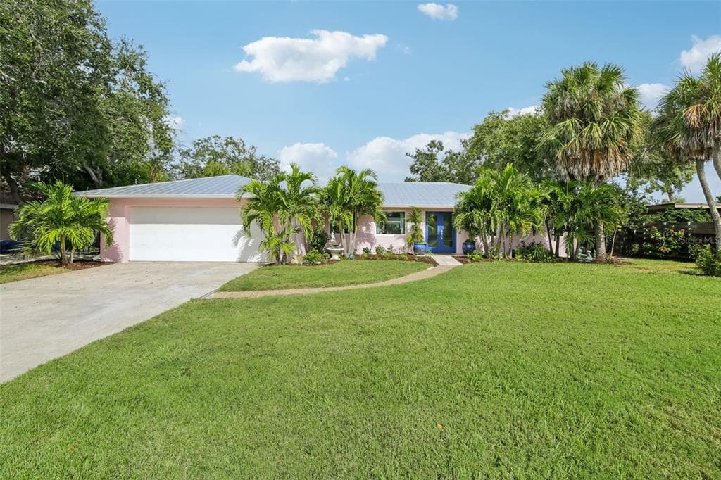 613 BUTTONWOOD DRIVE, LONGBOAT KEY, FL 34228