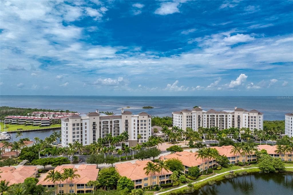 3313 SUNSET KEY CIR # 701, PUNTA GORDA, FL 33955