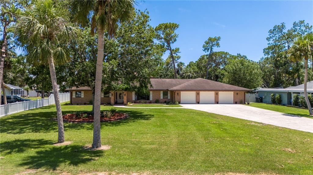 404 DICKMAN DRIVE SW, RUSKIN, FL 33570