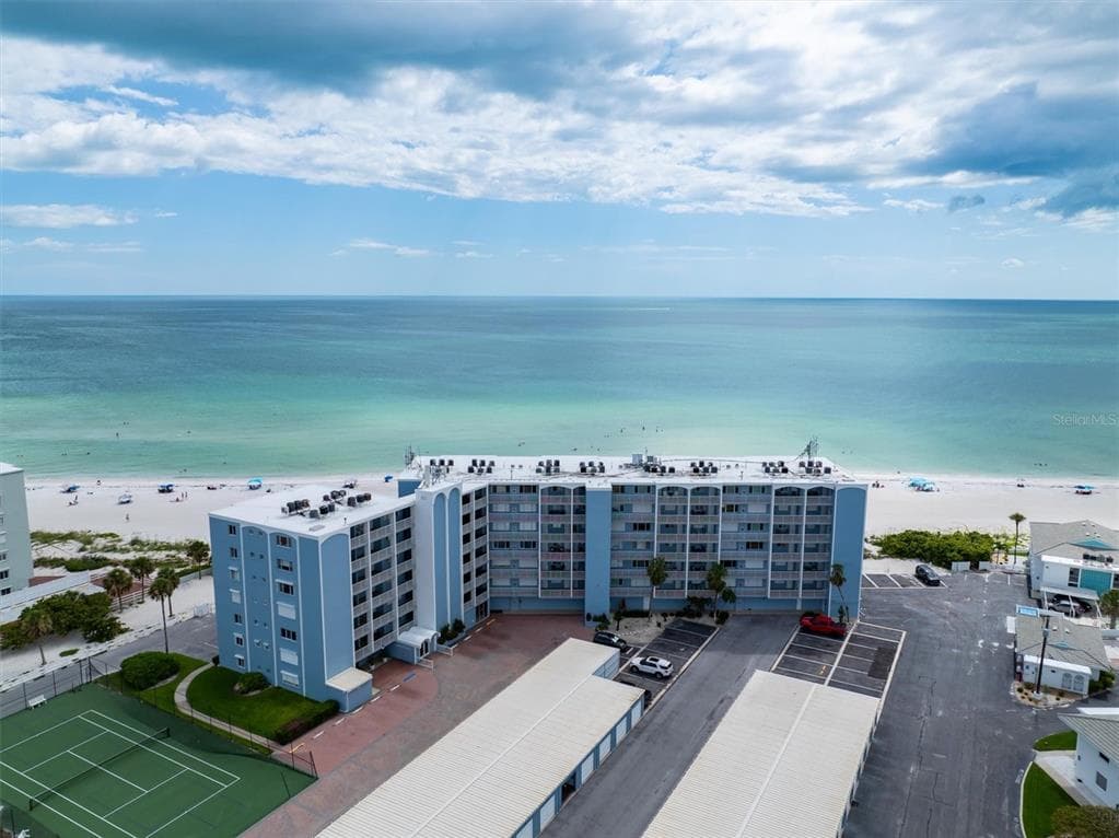 5300 GULF DRIVE # 105, HOLMES BEACH, FL 34217