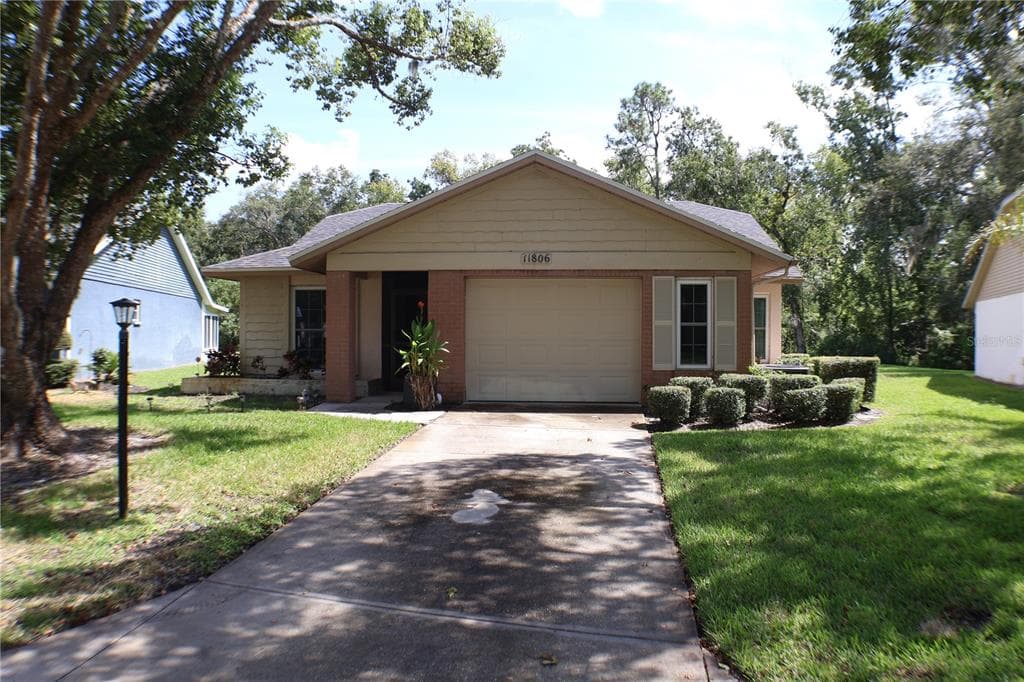 11806 WHITE ASH DRIVE, NEW PORT RICHEY, FL 34654