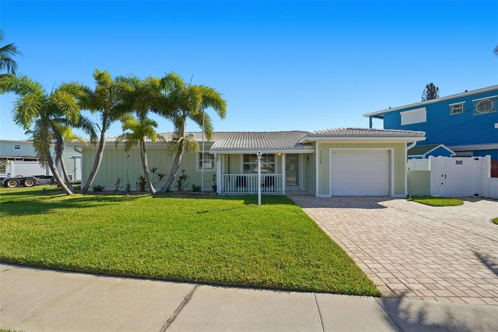 15302 HARBOR DRIVE, MADEIRA BEACH, FL 33708
