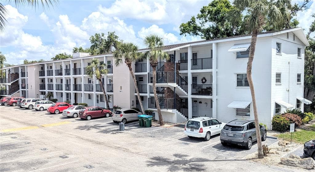 5855 PALM LANE # B21, BRADENTON, FL 34207