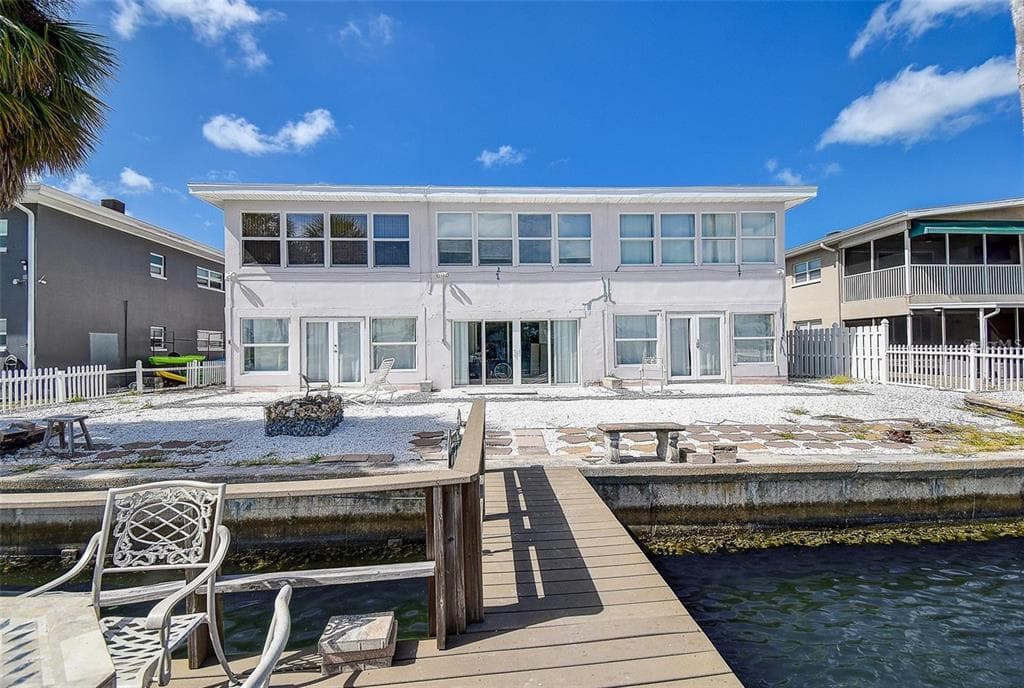 11975 3RD STREET E # 6, TREASURE ISLAND, FL 33706