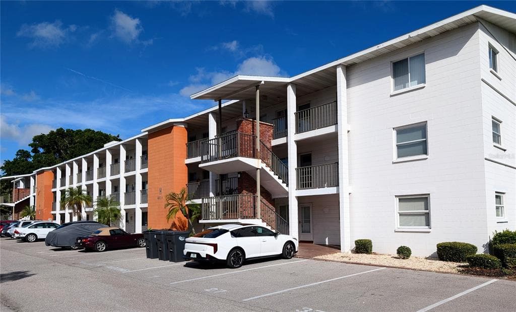 2303 SUNSET DRIVE # H7, BRADENTON, FL 34207