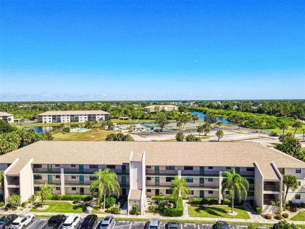 175 KINGS HIGHWAY # 225 (B5), PUNTA GORDA, FL 33983