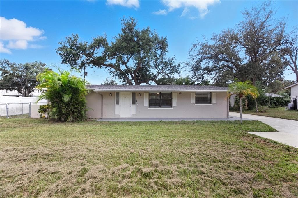 101 OBERLIN ROAD, VENICE, FL 34293