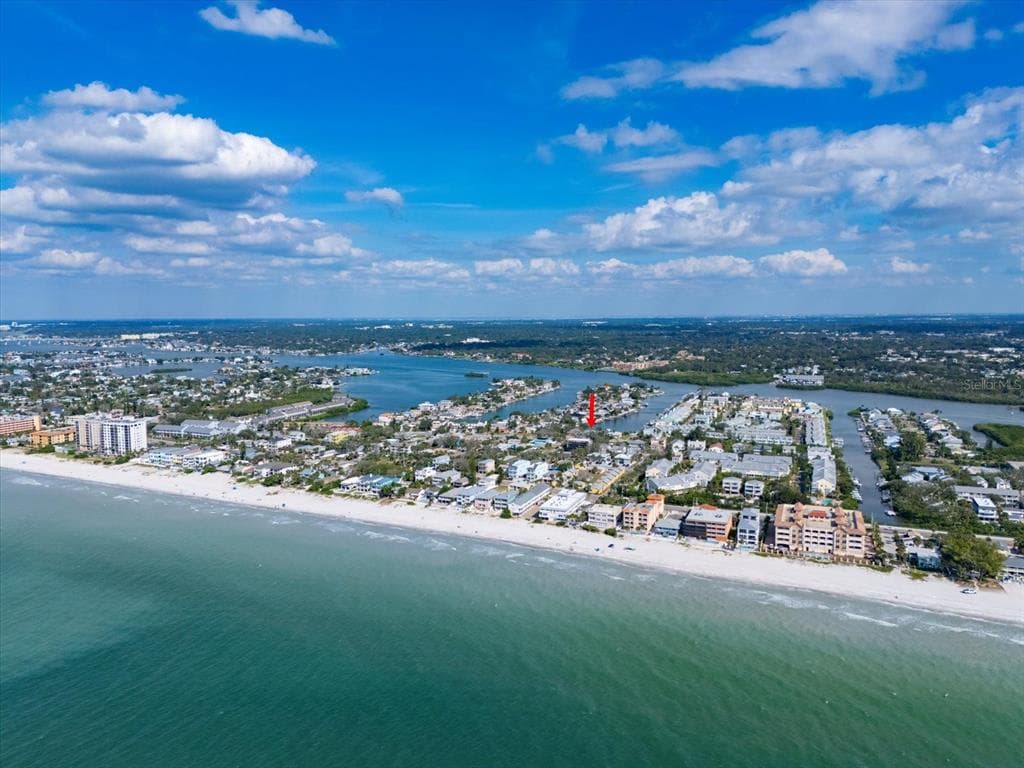 711 E GULF BOULEVARD, INDIAN ROCKS BEACH, FL 33785