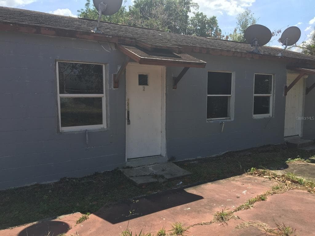 131 B STREET # 2, LAKE WALES, FL 33853