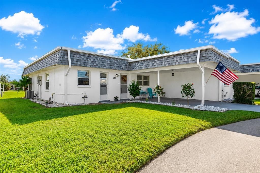 680 CIRCLEWOOD DRIVE # W3, VENICE, FL 34293