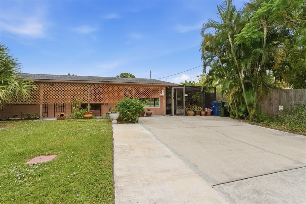 857 PALMETTO STREET, ENGLEWOOD, FL 34223