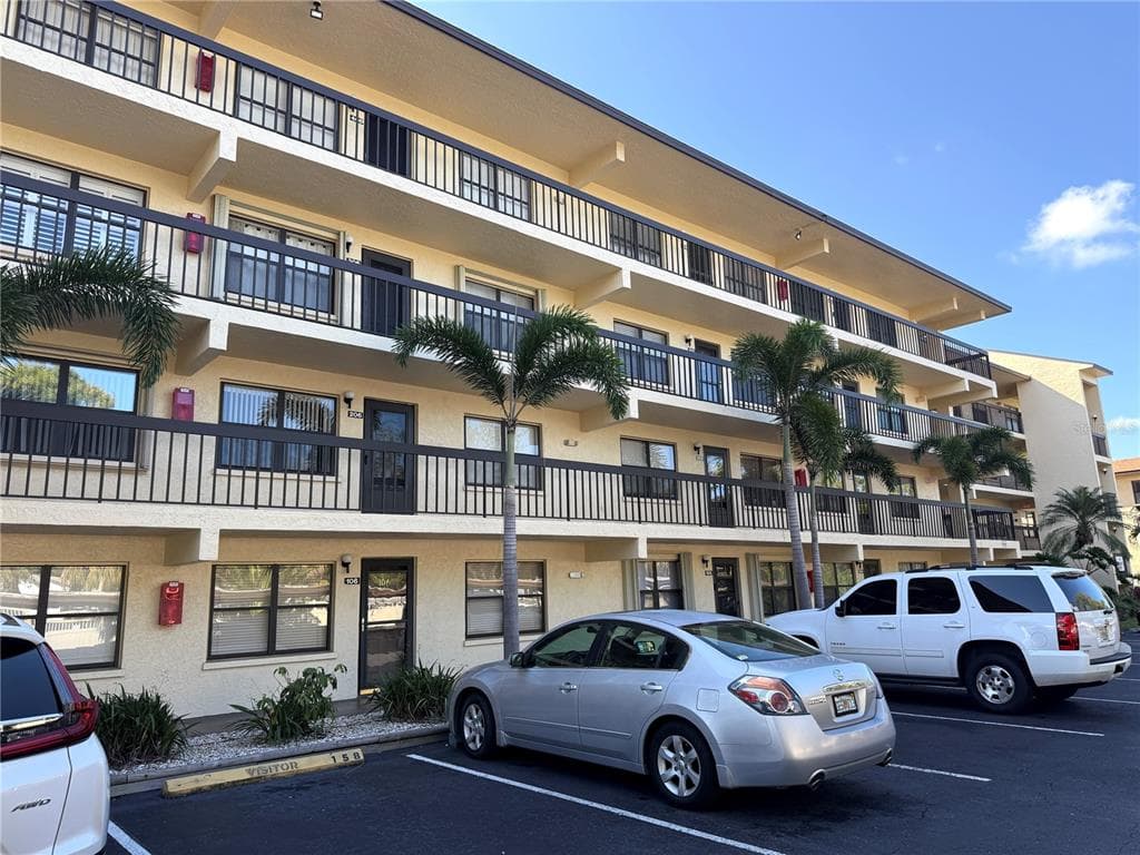 315 30TH AVENUE W # B305, BRADENTON, FL 34205