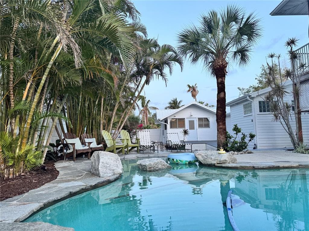 701 BROADWAY STREET, LONGBOAT KEY, FL 34228