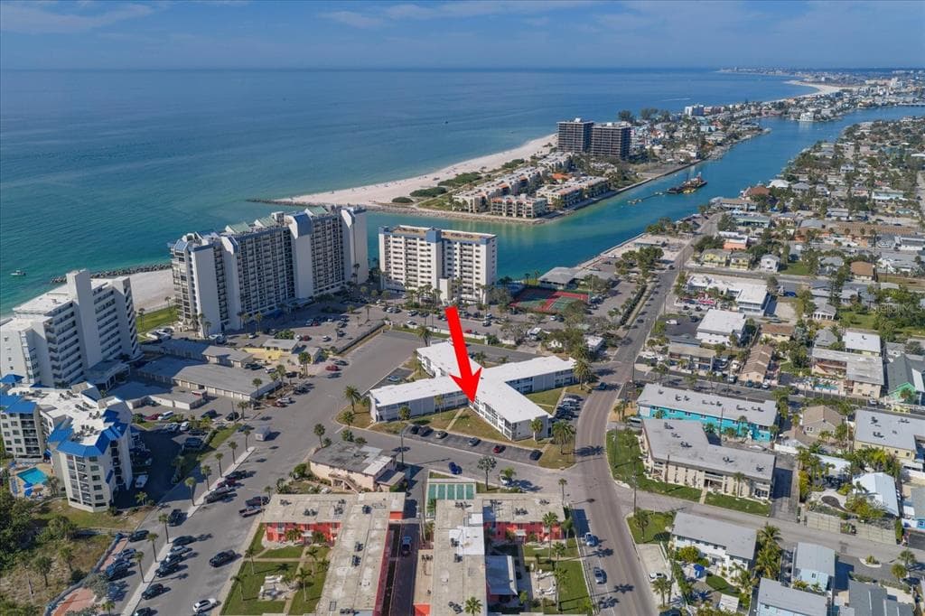 7050 SUNSET WAY # 6, ST PETE BEACH, FL 33706