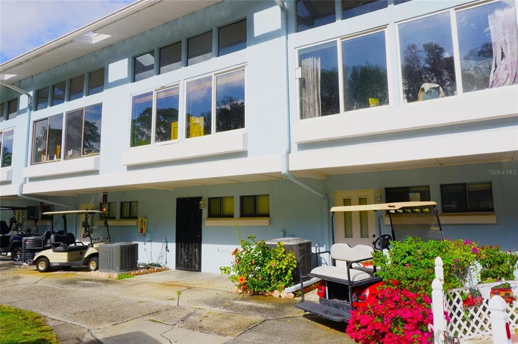 1859 MAZO MANOR # U6, LUTZ, FL 33558