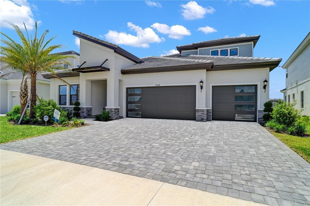 35564 BIG HAWK DRIVE, ZEPHYRHILLS, FL 33541