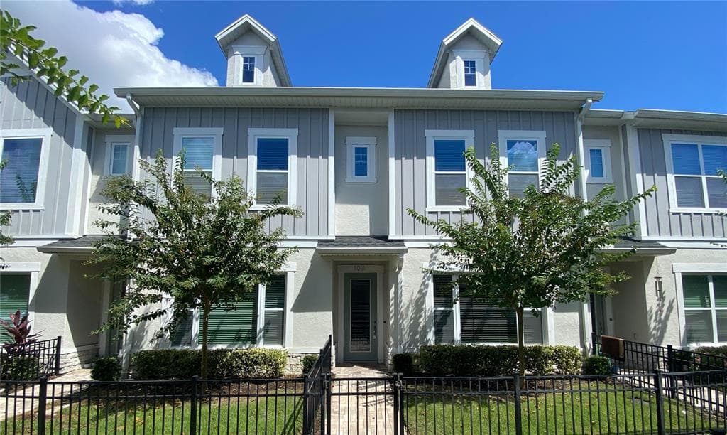 1011 LYCHEE COURT, LAKE MARY, FL 32746