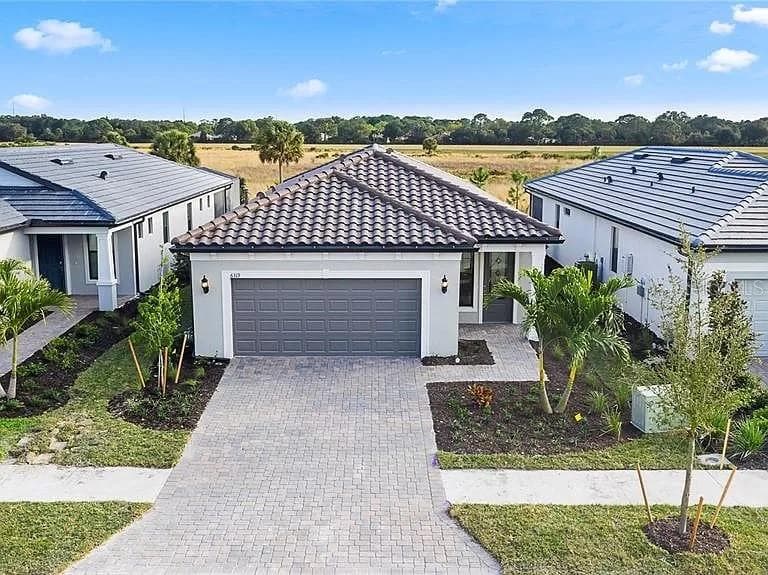 6319 CRESTED EAGLE LANE, NOKOMIS, FL 34275