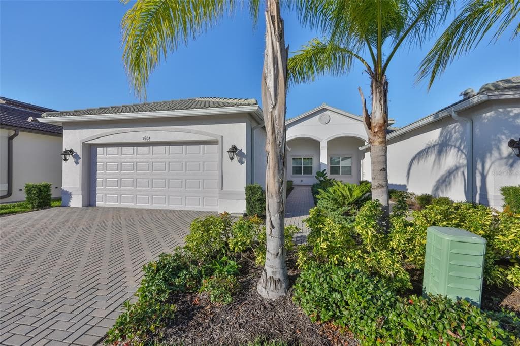 4906 AVILA LAKES DRIVE, WIMAUMA, FL 33598