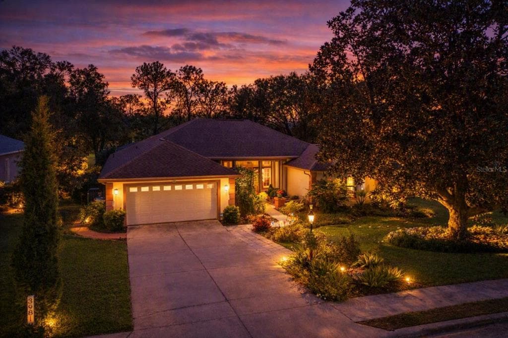 39819 GROVE HEIGHTS, LADY LAKE, FL 32159