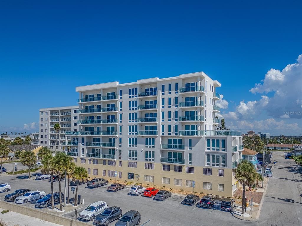 15 AVALON STREET # 403, CLEARWATER BEACH, FL 33767