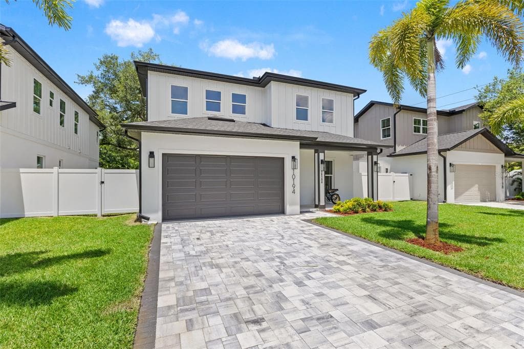 10194 HODSON PLACE, SEMINOLE, FL 33776