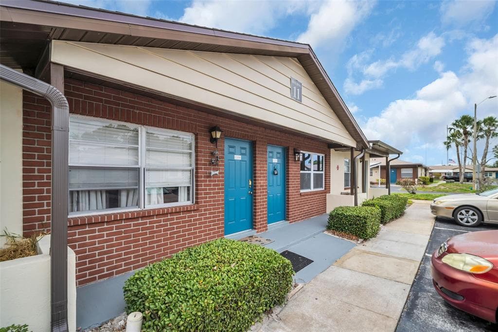 24862 US HIGHWAY 19 N # 1105, CLEARWATER, FL 33763