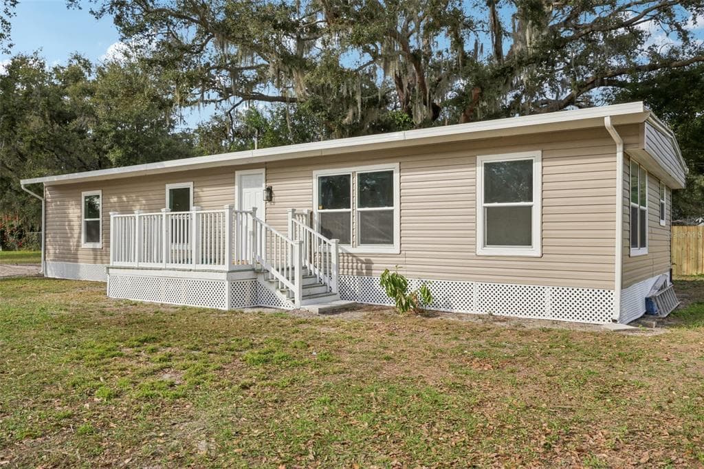 1427 COMBEE LANE, LAKELAND, FL 33801