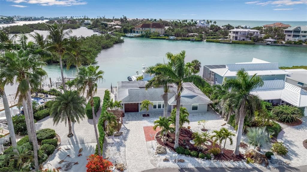 922 CASEY COVE DRIVE, NOKOMIS, FL 34275