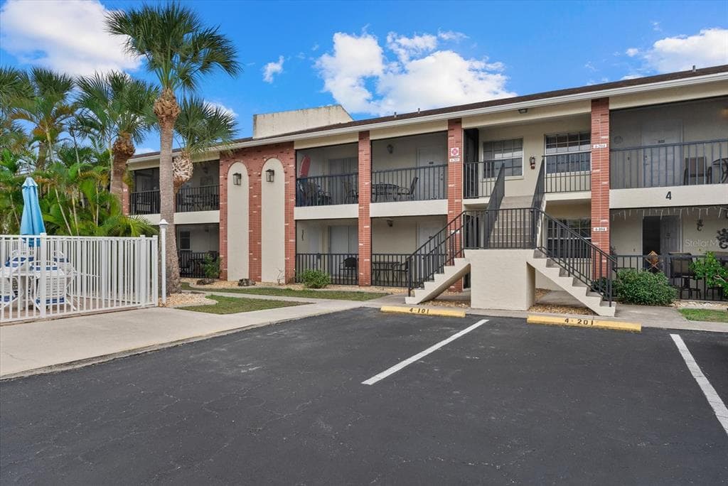 1531 PLACIDA ROAD # 204, ENGLEWOOD, FL 34223