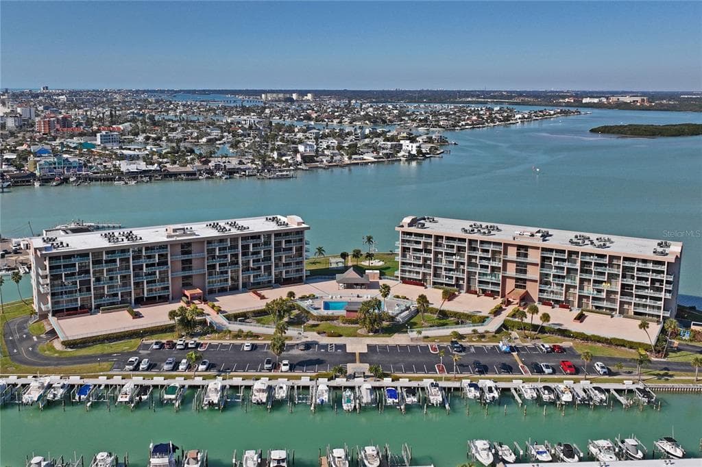 1 KEY CAPRI # 312E, TREASURE ISLAND, FL 33706