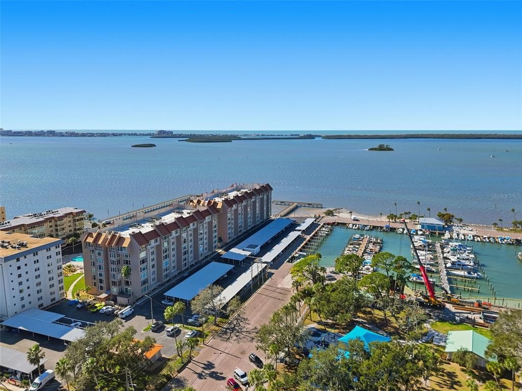 632 EDGEWATER DRIVE # 135, DUNEDIN, FL 34698