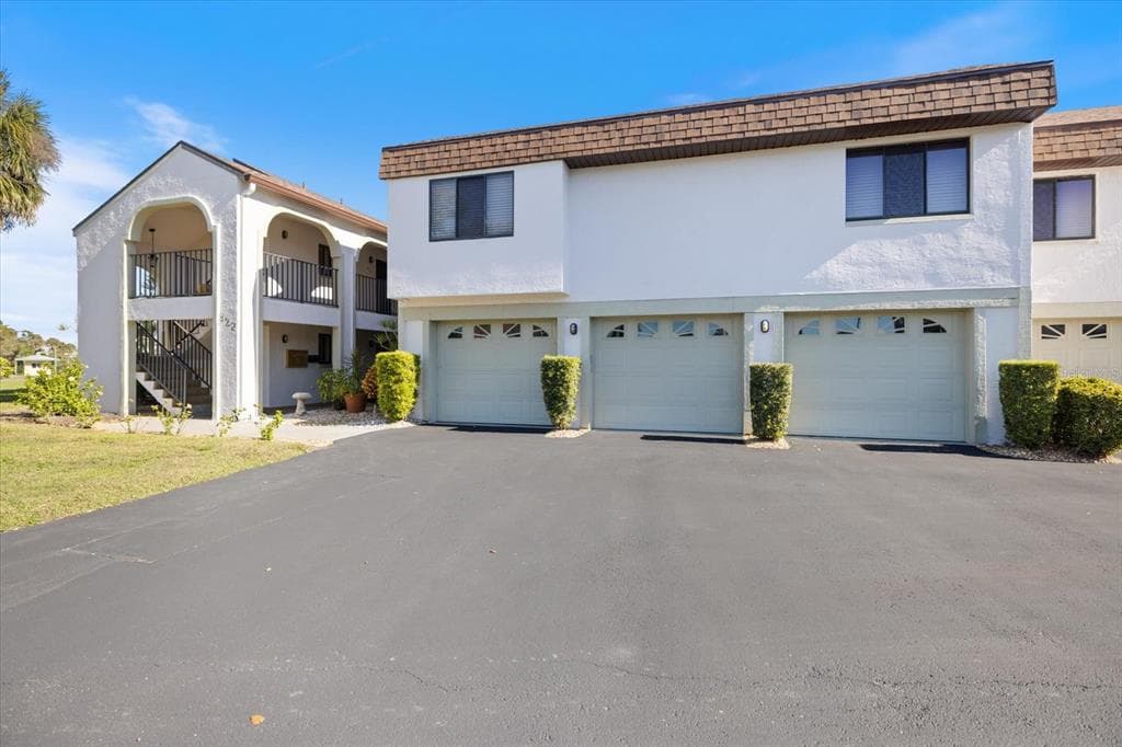 822 CAPRI ISLES BOULEVARD # 107, VENICE, FL 34292