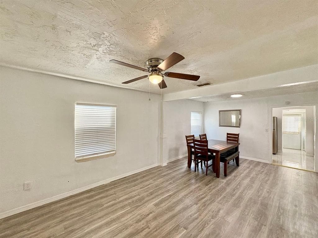 524 E LIME STREET, TARPON SPRINGS, FL 34689