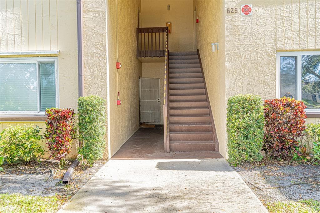 629 N KEENE ROAD # T11, CLEARWATER, FL 33755