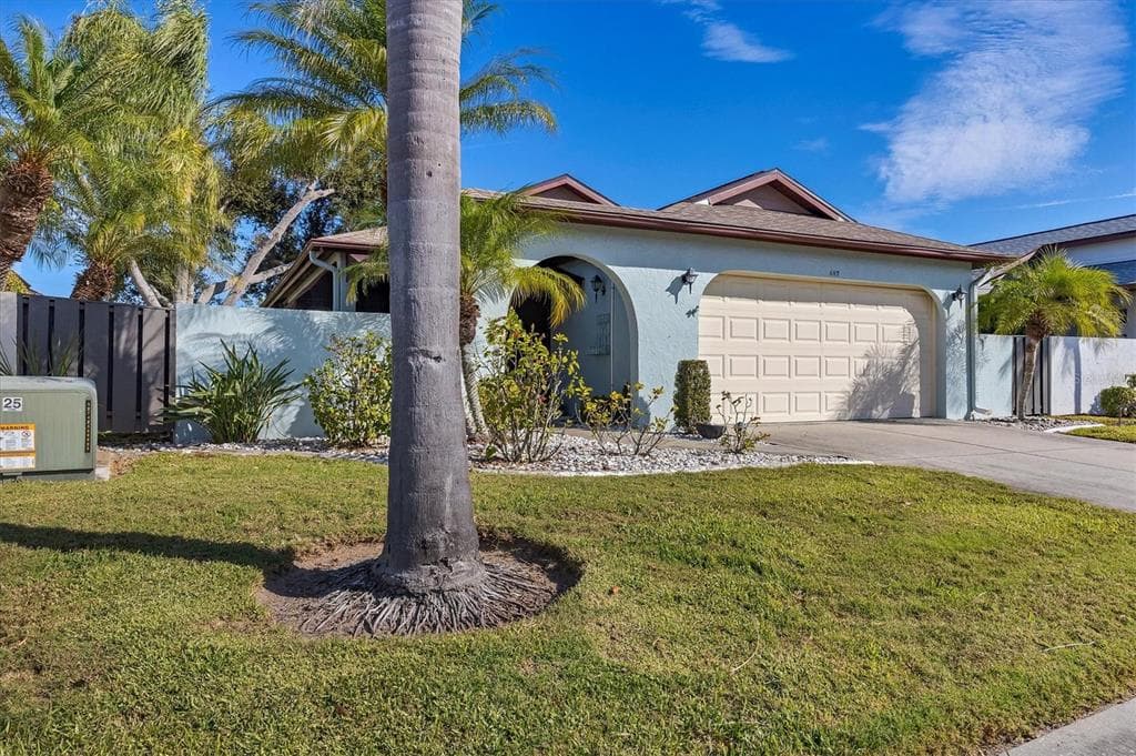 687 LINDEN DRIVE, ENGLEWOOD, FL 34223