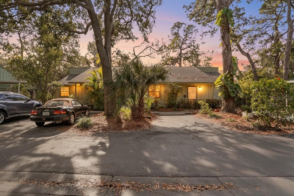 5014 BARRINGTON CIRCLE # 2102, SARASOTA, FL 34234