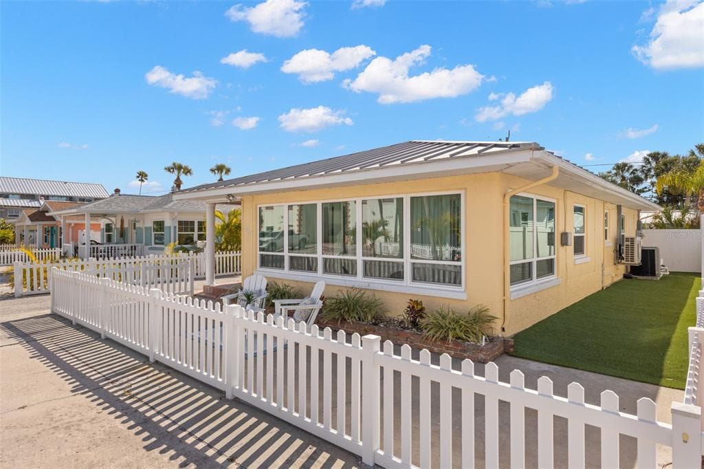 108 11TH AVENUE, ST PETE BEACH, FL 33706