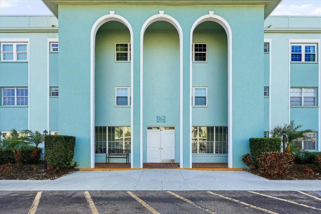 1706 BELLEAIR FOREST DRIVE # 128, BELLEAIR, FL 33756