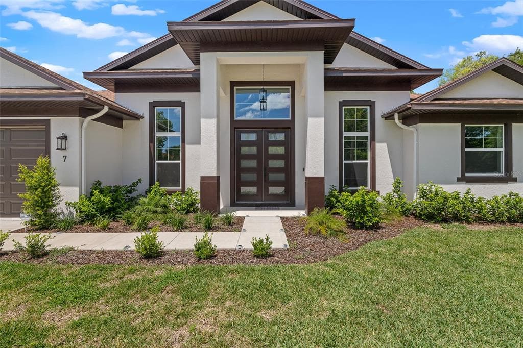7 FORTUNE LANE, PALM COAST, FL 32137