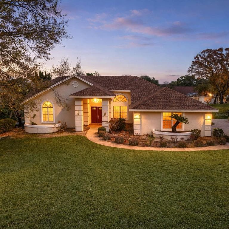 5321 GREENS DRIVE, LADY LAKE, FL 32159