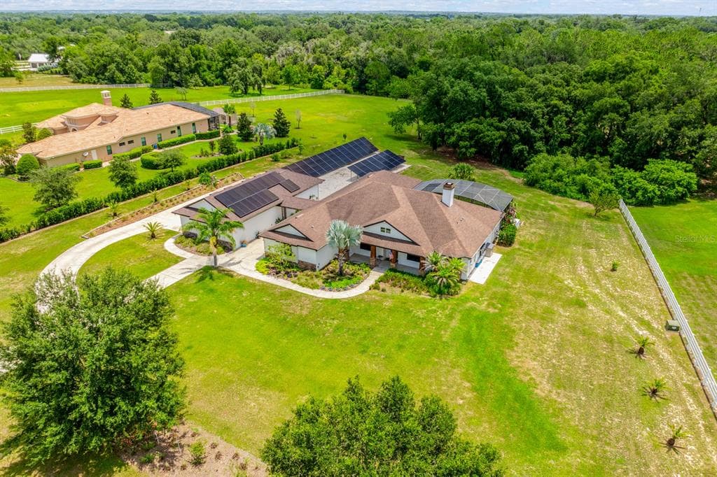 27324 GRAND OAK LANE, TAVARES, FL 32778
