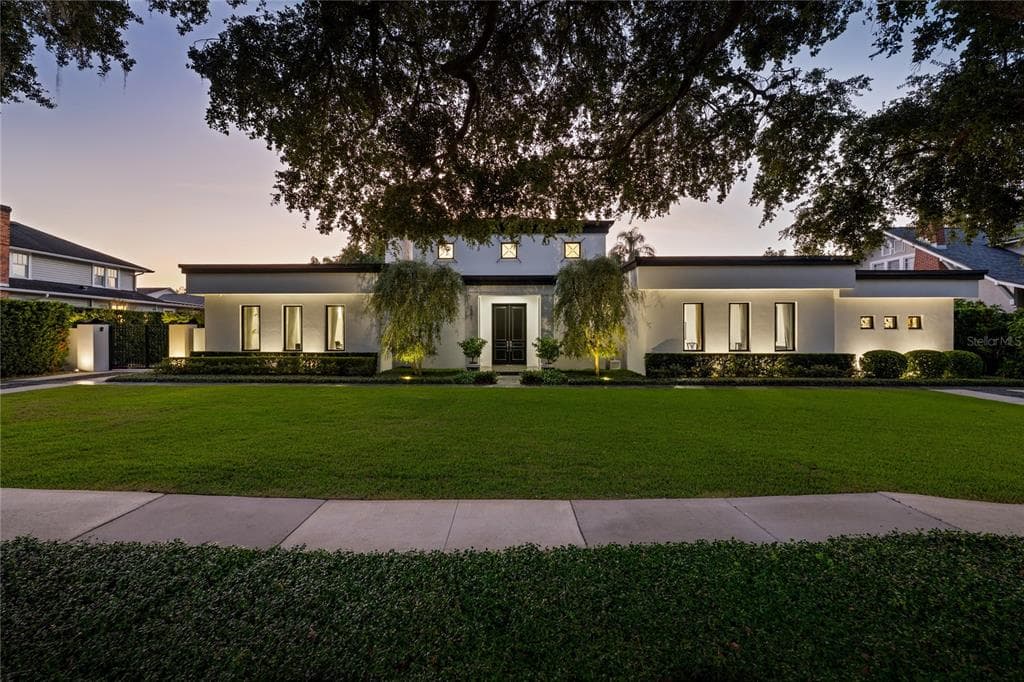 1581 FOREST AVENUE, WINTER PARK, FL 32789