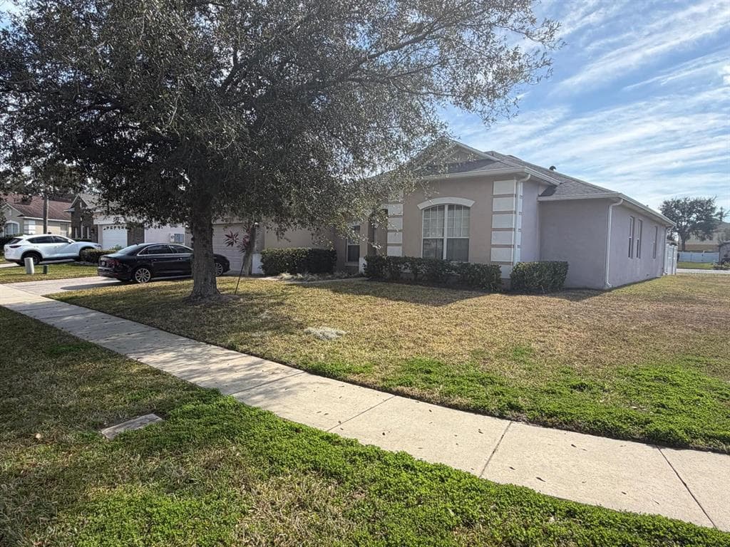 430 MERLOT DRIVE, OCOEE, FL 34761