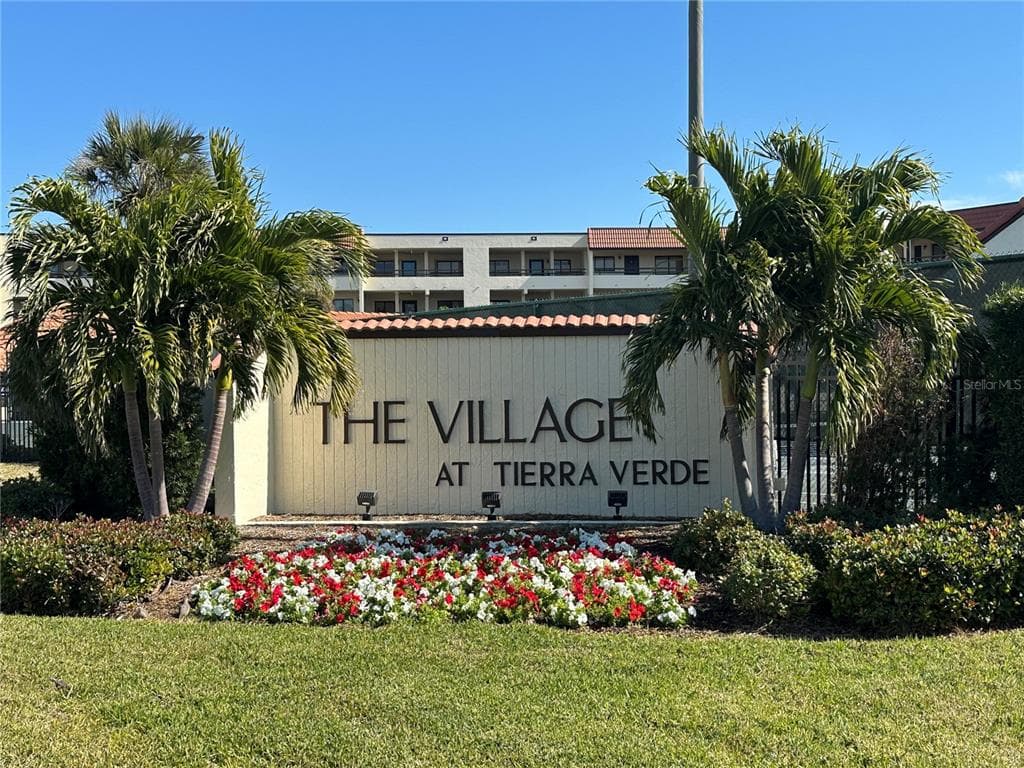 106 1ST STREET E # 115, ST PETERSBURG, FL 33715
