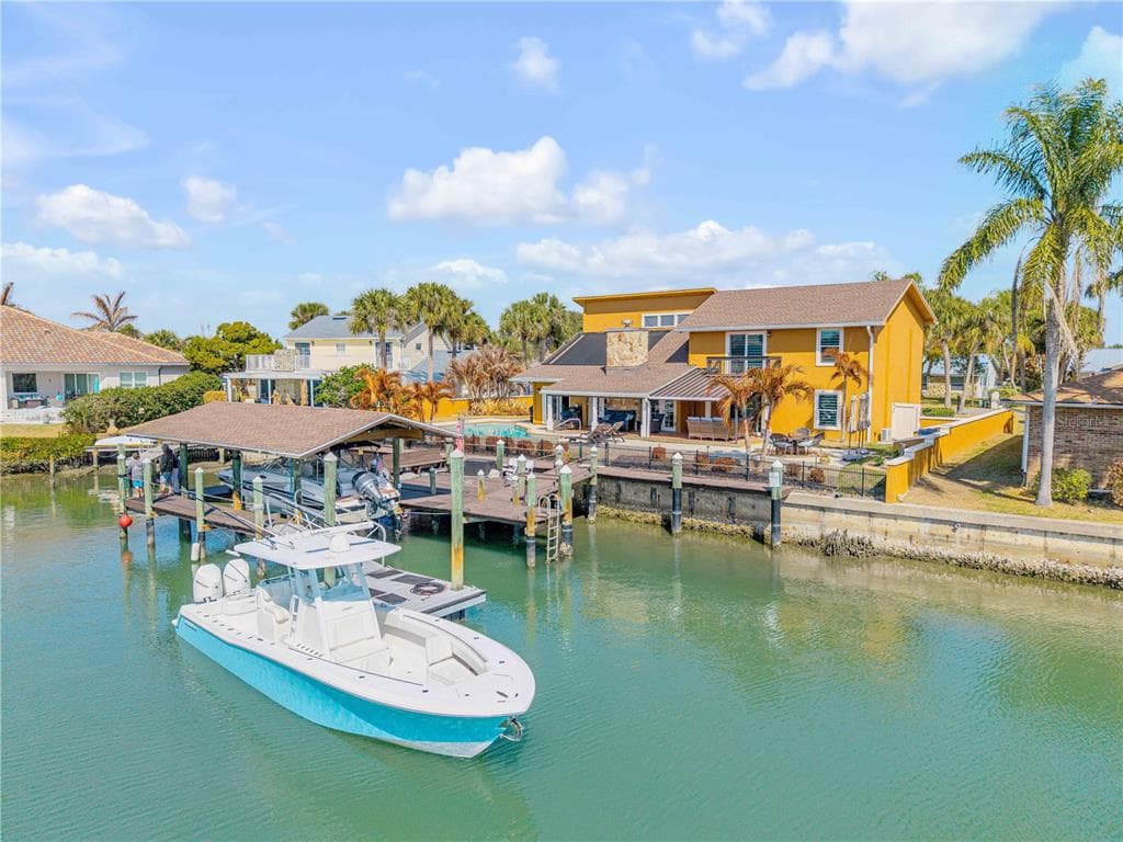 102 VIA DUOMO, NEW SMYRNA BEACH, FL 32169