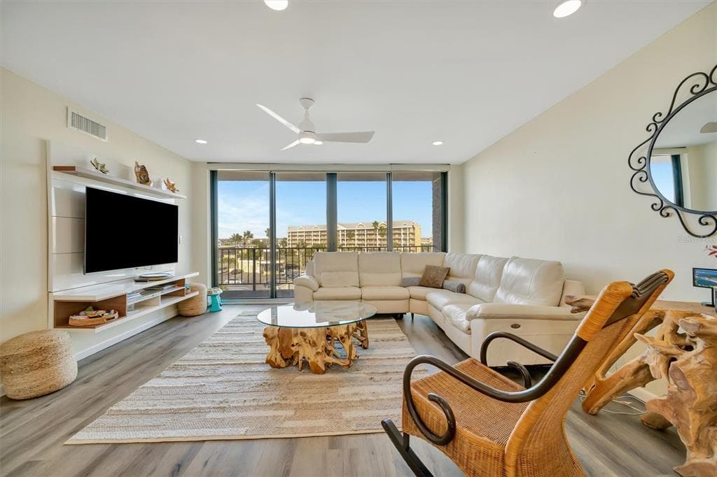 5396 GULF BOULEVARD # 407, ST PETE BEACH, FL 33706